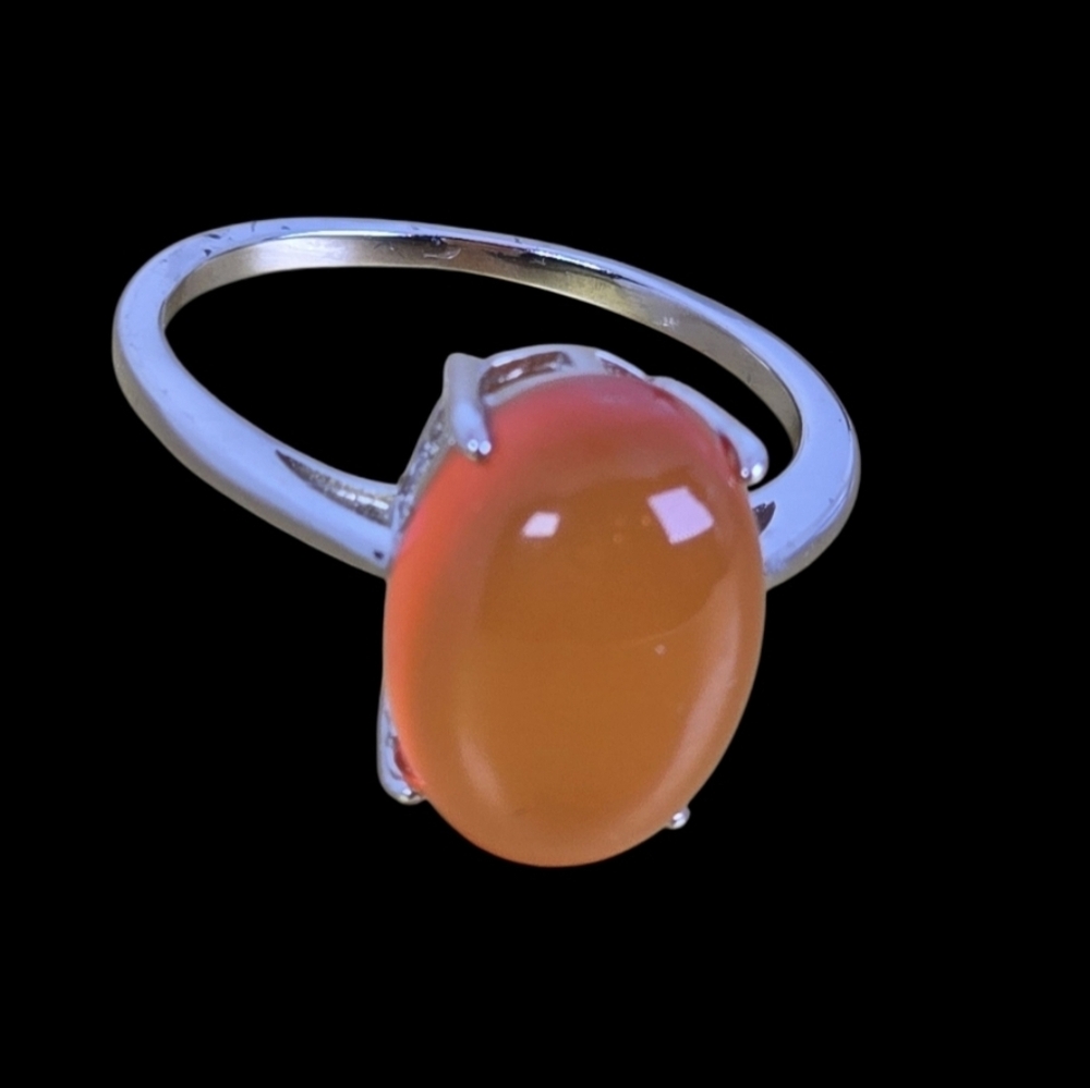 925 Sterling Silver Ring with Natural Carnelian 10x13mm Gemstone